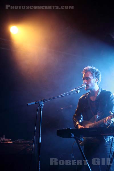 4 GUYS FROM THE FUTURE - 2011-11-16 - PARIS - Point Ephemere - 